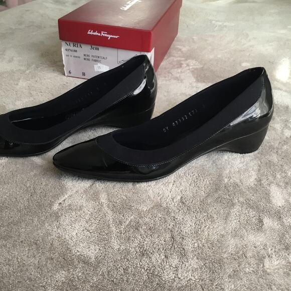 Salvatore Ferragamo Nuria Wedge Black Patent Leather Pumps Size 6 - Picture 5 of 10